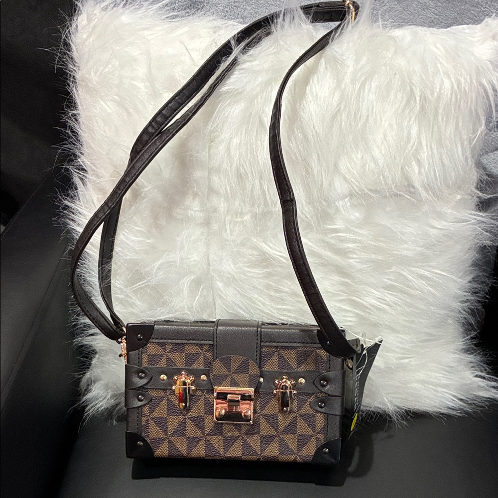 Elegant Black and Brown Crossbody Bag